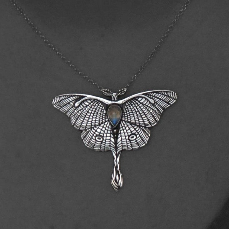 Hurmaava Kaulakoru jokaiseen tilaisuuteen