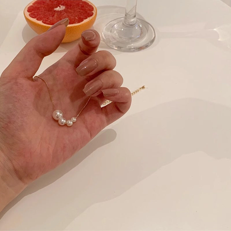 Elegantti Helmi Kaulakoru jokaiseen tilaisuuteen