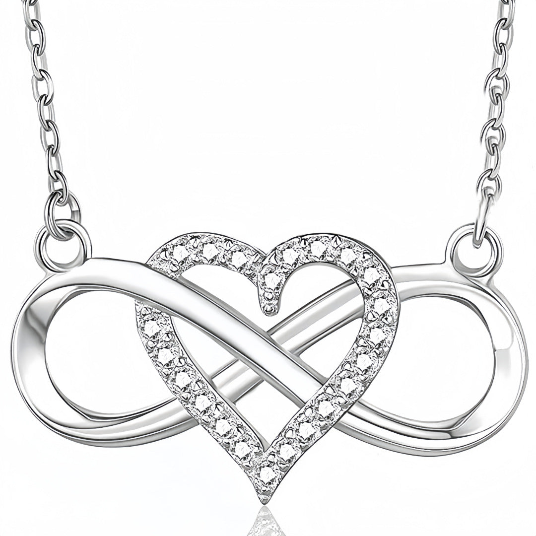 Käsintehty vintage Kaulakoru