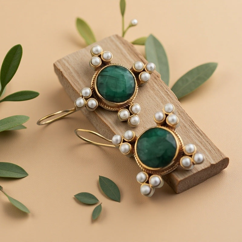 Käsintehty vintage Helmi Korvarengas