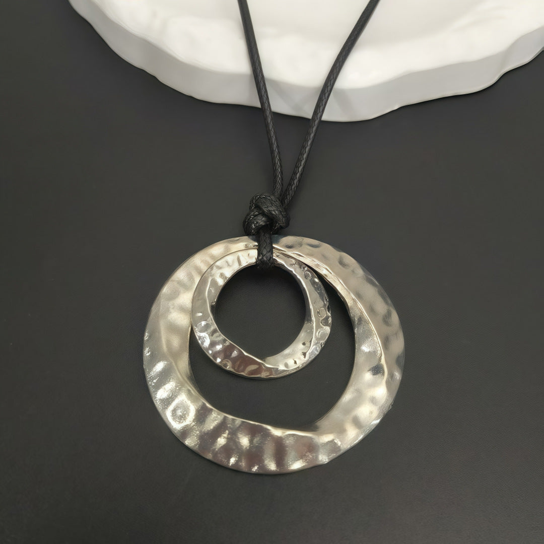 Elegantti Kaulakoru jokaiseen tilaisuuteen