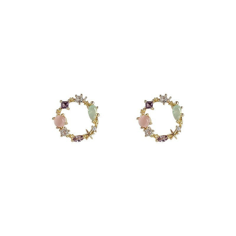 Klassinen Korvarengas ajattomalla viehätyksellä