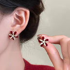 Elegantti Helmi Koru jokaiseen tilaisuuteen