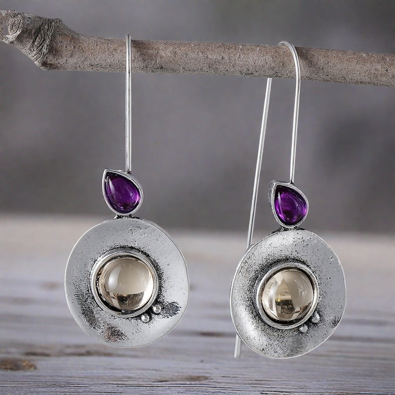 Kaunis Korvarengas ainutlaatuisella tyylillä