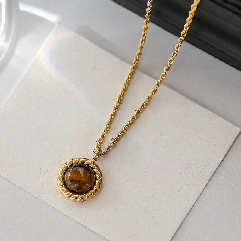 Kaunis Kaulakoru ainutlaatuisella tyylillä