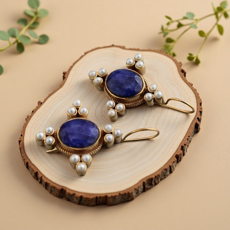 Käsintehty vintage Helmi Korvarengas