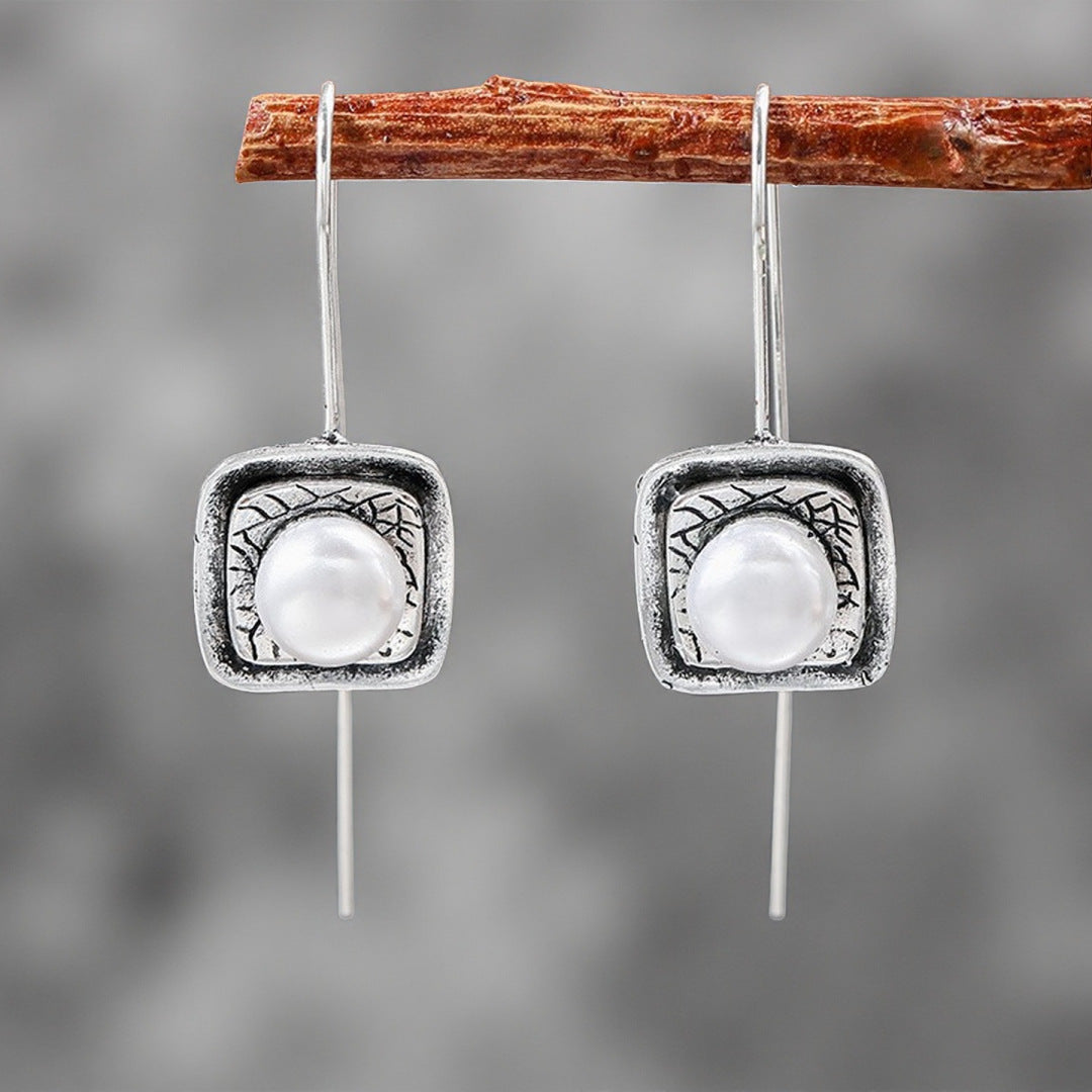 Hurmaava Helmi Korvarengas jokaiseen tilaisuuteen