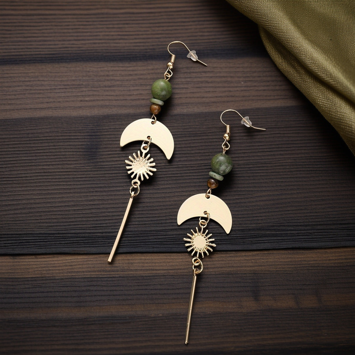 Kaunis Korvarengas ainutlaatuisella tyylillä