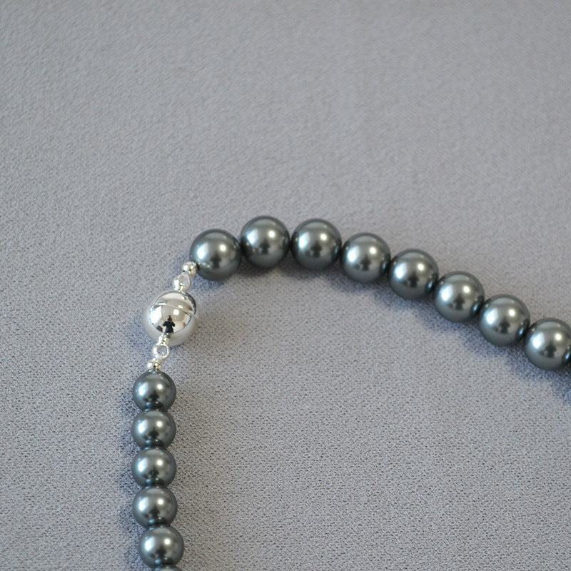 Elegantti Helmi Kaulakoru jokaiseen tilaisuuteen