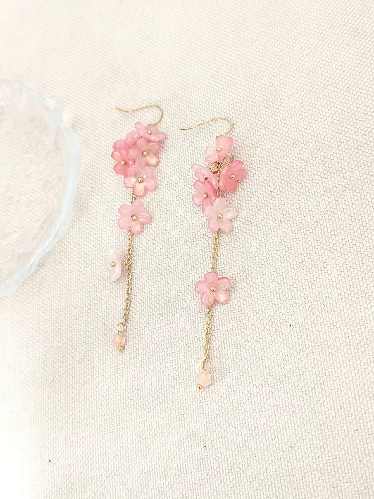 Hurmaava Helmi Korvarengas jokaiseen tilaisuuteen