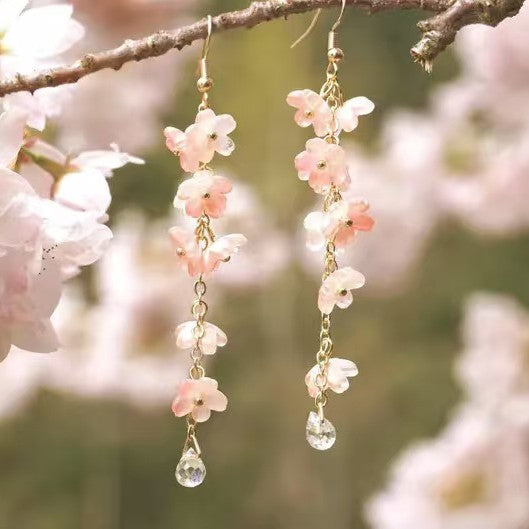 Hurmaava Helmi Korvarengas jokaiseen tilaisuuteen