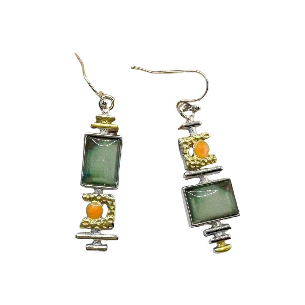 Klassinen Korvarengas ajattomalla viehätyksellä