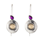 Kaunis Korvarengas ainutlaatuisella tyylillä