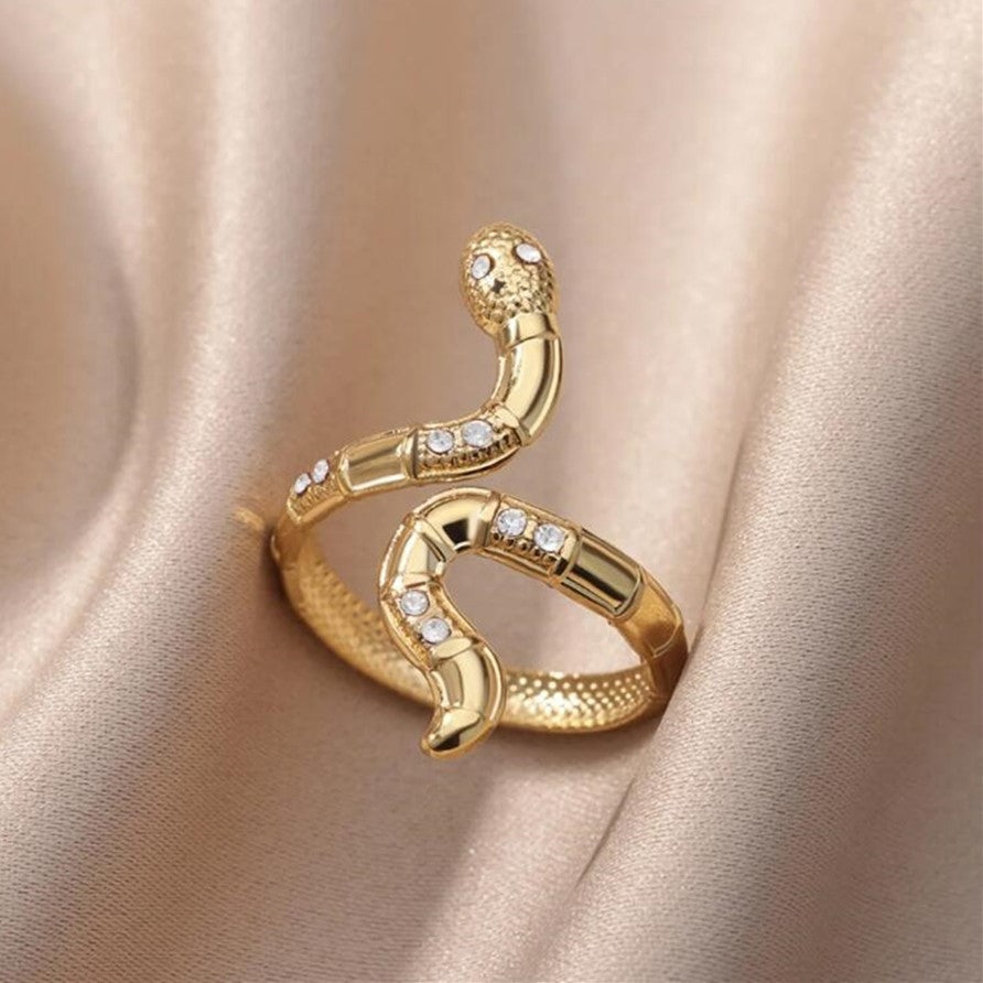 Herkkä käsityö Sormus