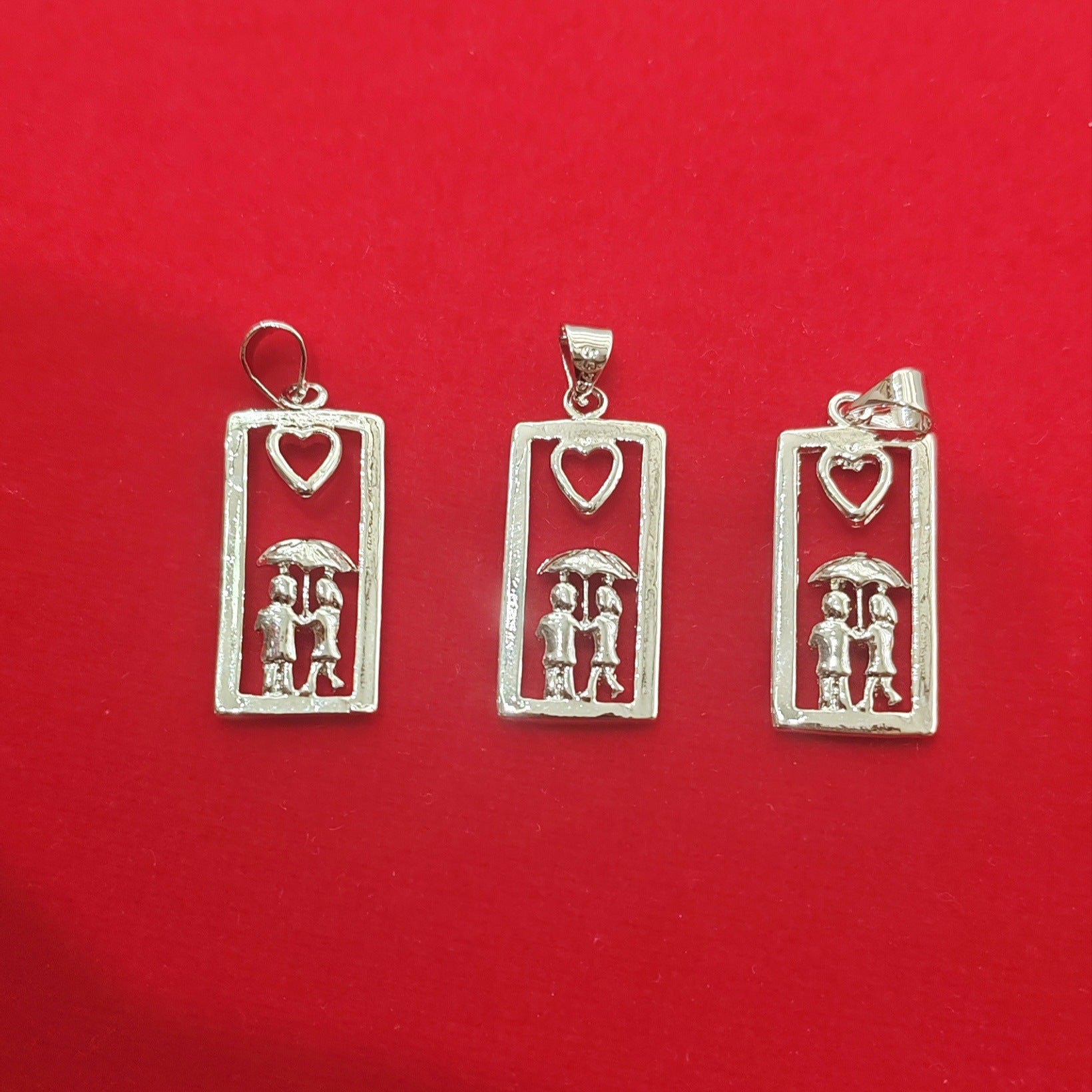 Klassinen Kaulakoru ajattomalla viehätyksellä