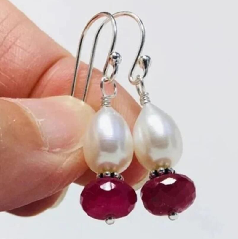 Hurmaava Helmi Korvarengas jokaiseen tilaisuuteen