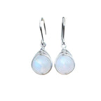 Klassinen Hopea Korvarengas ajattomalla viehätyksellä