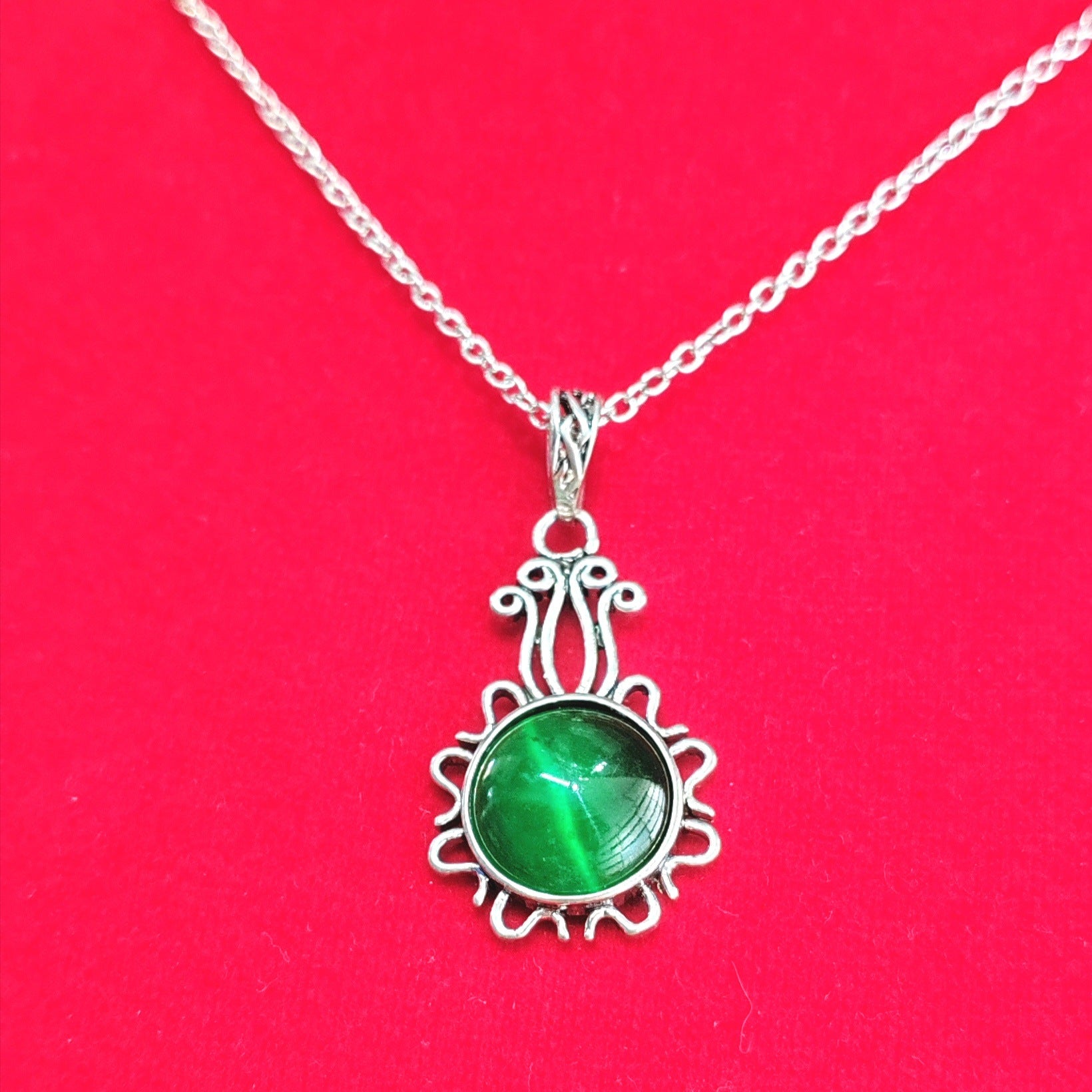 Kaunis Kaulakoru ainutlaatuisella tyylillä