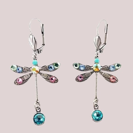 Elegantti Korvarengas jokaiseen tilaisuuteen