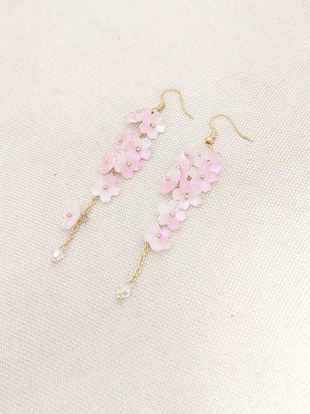 Hurmaava Helmi Korvarengas jokaiseen tilaisuuteen