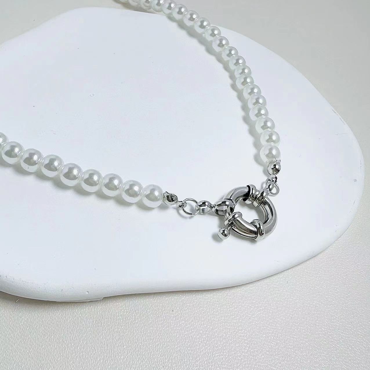 Elegantti Helmi Kaulakoru jokaiseen tilaisuuteen